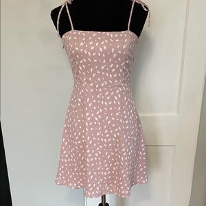 Elegant Pink Patterned Mini Dress